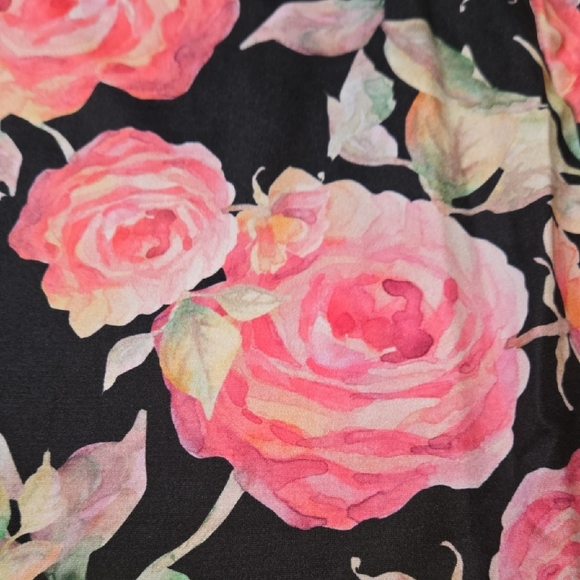 NWT Agnes & Dora Women Small Black Pink Rose Asymmetrical BOHO Ruffle Midi Skirt - Picture 7 of 7